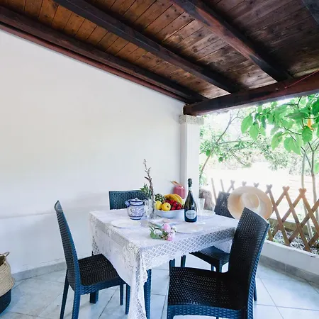 Apartamento Martino Apartment, Terrazza E Giardino *